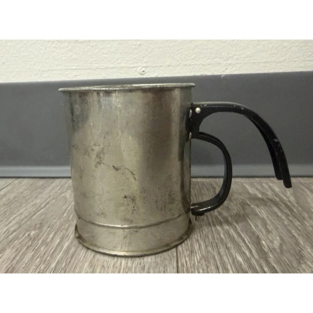 Vintage Small 1 Cup Flour Sifter With Squeeze Handle 3.75” Kitchen Gadget